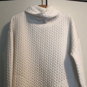GAP Fit funnel neck pullover